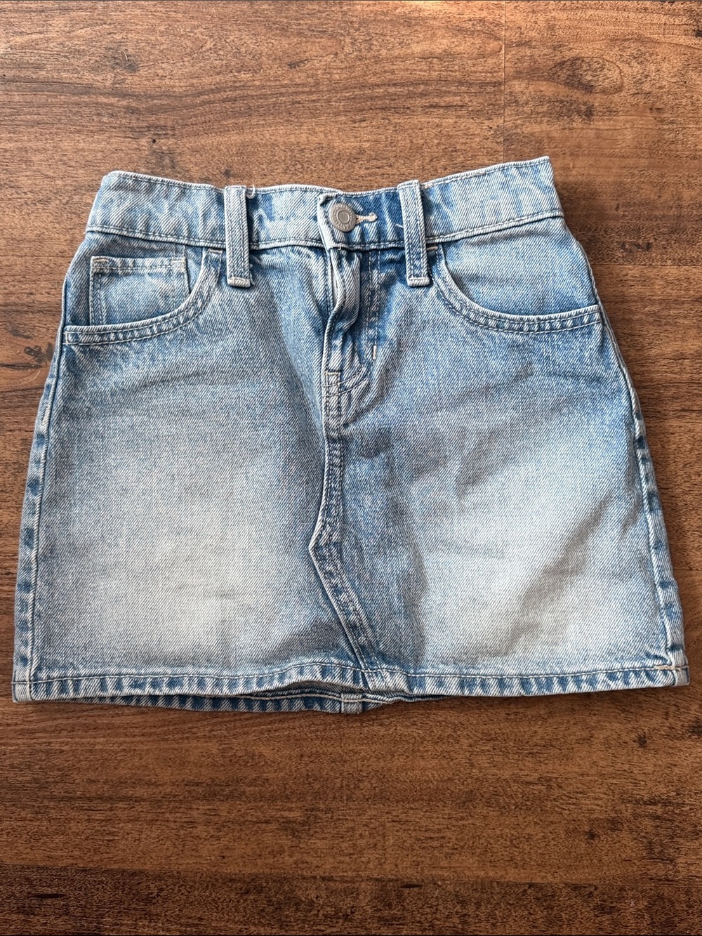 Classic Light Wash Denim Mini Skirt -girls size 6/7